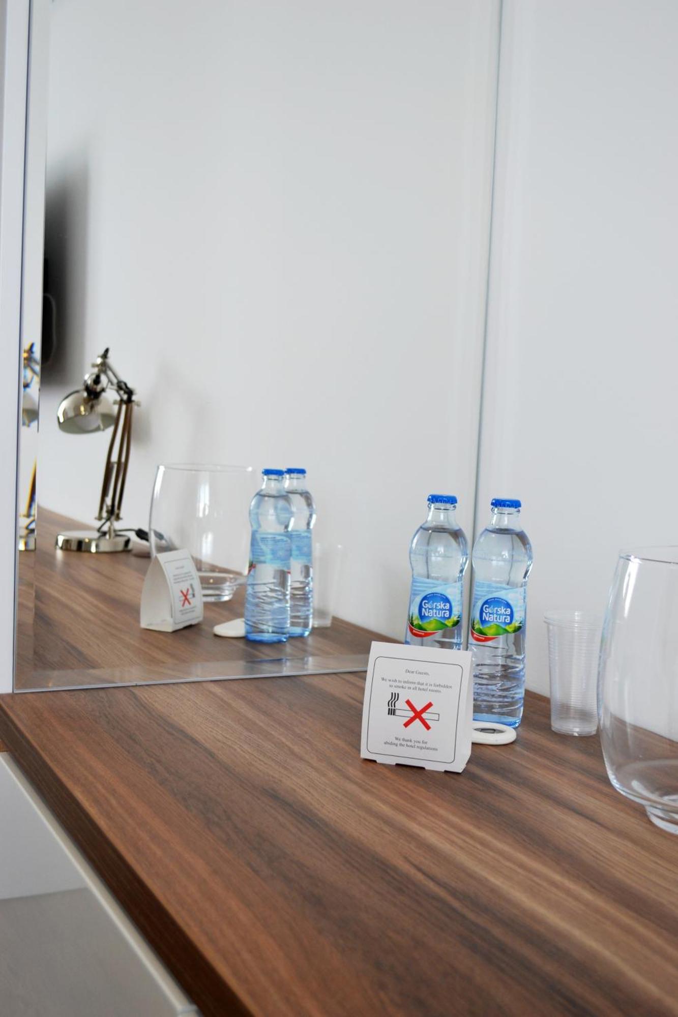 Blekitny Zagiel Aparthotel Gdynia Exterior photo