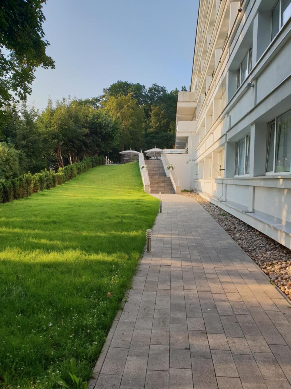 Blekitny Zagiel Aparthotel Gdynia Exterior photo